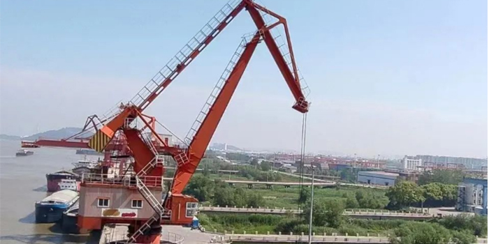 蕪湖港起重機(jī)遠(yuǎn)程監(jiān)控系統(tǒng)首套順利驗收